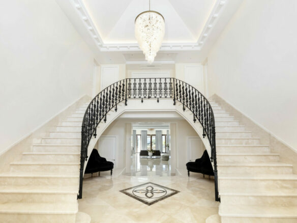 For Sale  – Mansion  in Sierra Blanca Marbella Golden Mile 💎 Garage for 12 cars