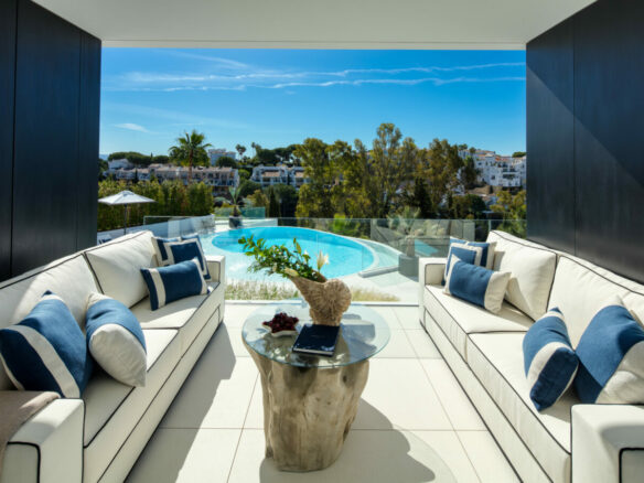 For sale – Turnkey Villa  in El Herrojo Alto, Benahavís 🌅🏡 Sea views -Gated