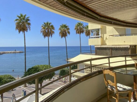 FOR SALE – MARBELLA BEACHFRONT 🌊☀️ 💶  TURNKEY FRONTLINE BEACH · MARBELLA PROMENADE