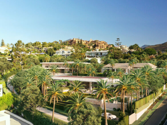 🏡 Plot for Sale with License in Nueva Andalucía, Marbella