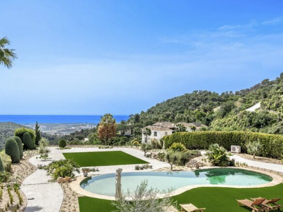 For Sale – La Zagaleta Masterpiece with Panoramic Sea Views & 9,500m² Plot 🌟