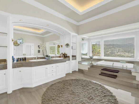 For Sale – La Zagaleta Masterpiece with Panoramic Sea Views & 9,500m² Plot 🌟
