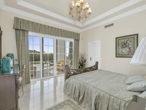 For Sale – La Zagaleta Masterpiece with Panoramic Sea Views & 9,500m² Plot 🌟