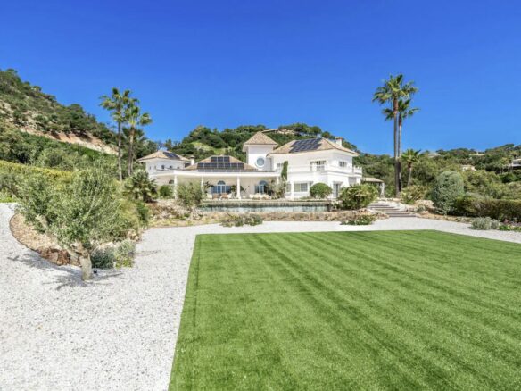 For Sale – La Zagaleta Masterpiece with Panoramic Sea Views & 9,500m² Plot 🌟