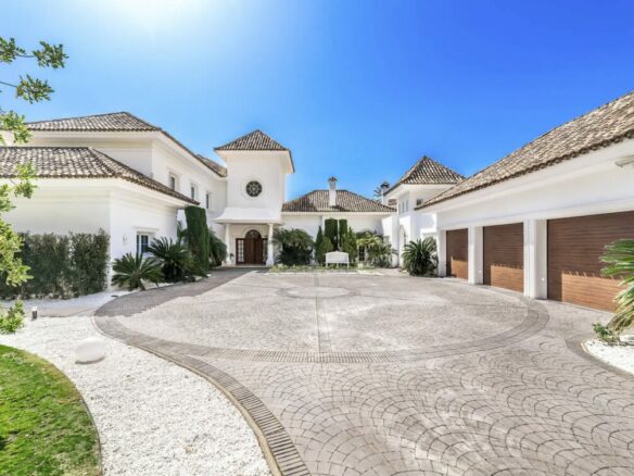 For Sale – La Zagaleta Masterpiece with Panoramic Sea Views & 9,500m² Plot 🌟