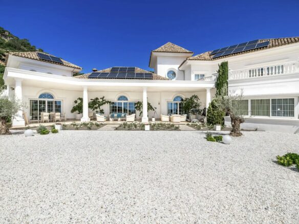 For Sale – La Zagaleta Masterpiece with Panoramic Sea Views & 9,500m² Plot 🌟