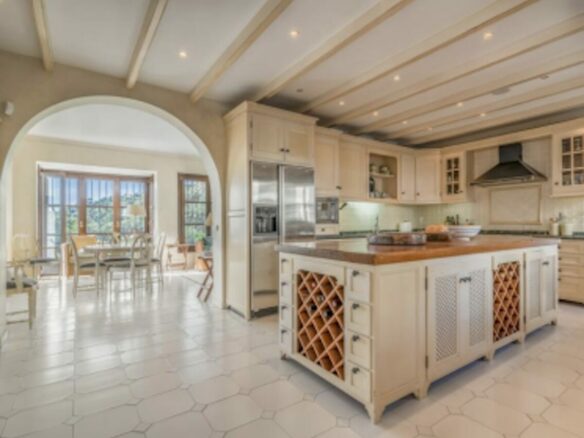 🌟 For Sale: Spectacular Estate with Panoramic Views in El Madroñal 🌿🌄