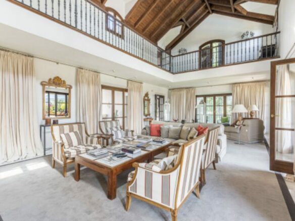 🌟 For Sale: Spectacular Estate with Panoramic Views in El Madroñal 🌿🌄