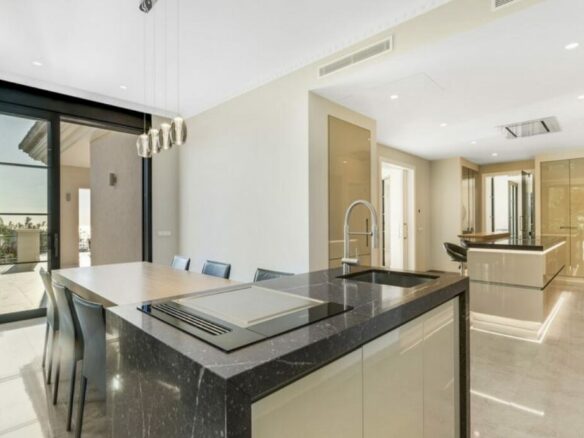 🌟 Luxury Villa for Sale in Sierra Blanca – Marbella Golden Mile 🏝️