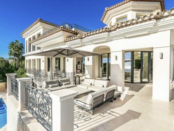 🌟 Luxury Villa for Sale in Sierra Blanca – Marbella Golden Mile 🏝️