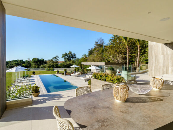 For sale 💰 Modern Villa  with Panoramic Views in La Zagaleta, Benahavis 🌟