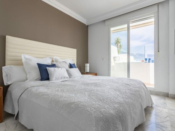 🌟 PENTHOUSE FOR SALE – MARINA BANÚS, PUERTO BANÚS, MARBELLA 🌟