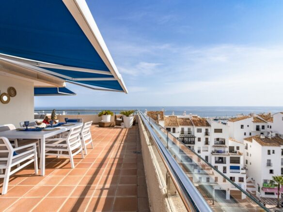🌟 PENTHOUSE FOR SALE – MARINA BANÚS, PUERTO BANÚS, MARBELLA 🌟