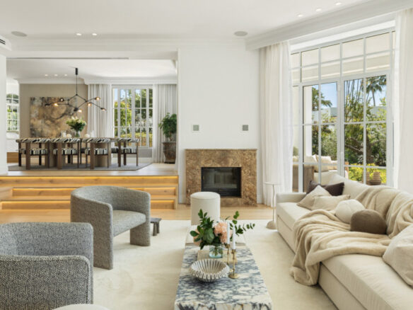 🌟 For Sale: Magnificent 5-Bedroom Luxury Villa in Nueva Andalucía 🏝️🌿