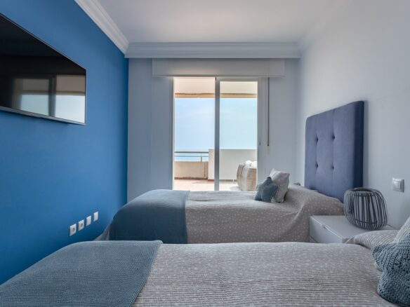 🌟 PENTHOUSE FOR SALE – MARINA BANÚS, PUERTO BANÚS, MARBELLA 🌟