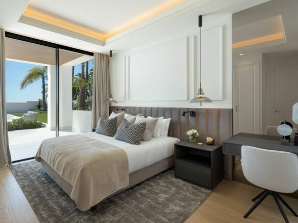 Turnkey 🌟 Hilltop 7B Mansion for Sale Ronda Road –  Benahavís