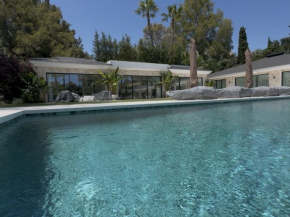 🌟 Nueva Andalucía Dream Home 🏠 Frontline to Golf – For Sale Now! 💫