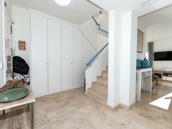 For sale – Amazing  3B Beachfront Penthouse in Casares del Mar 🏖️ – Fully Renovated with Expansive Terraces 🌅