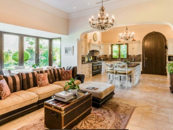 💎 FOR SALE – INVESTMENT Mansion  | LA ZAGALETA, BENAHAVÍS – Sea views – gated