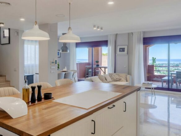 For Sale: Benahavis Luxurious 4B Townhouse with Stunning Sea Views 🌊🏡