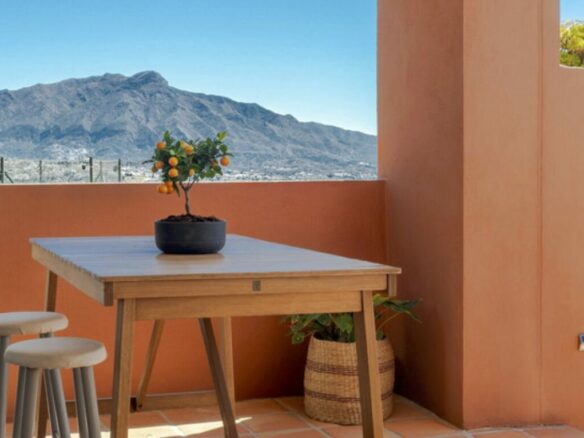For Sale: Benahavis Luxurious 4B Townhouse with Stunning Sea Views 🌊🏡