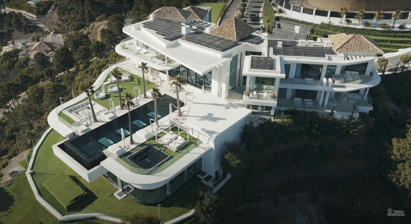 🏰 For Sale – La Zagaleta – Modern 16B Mansion – Sea views 🌟