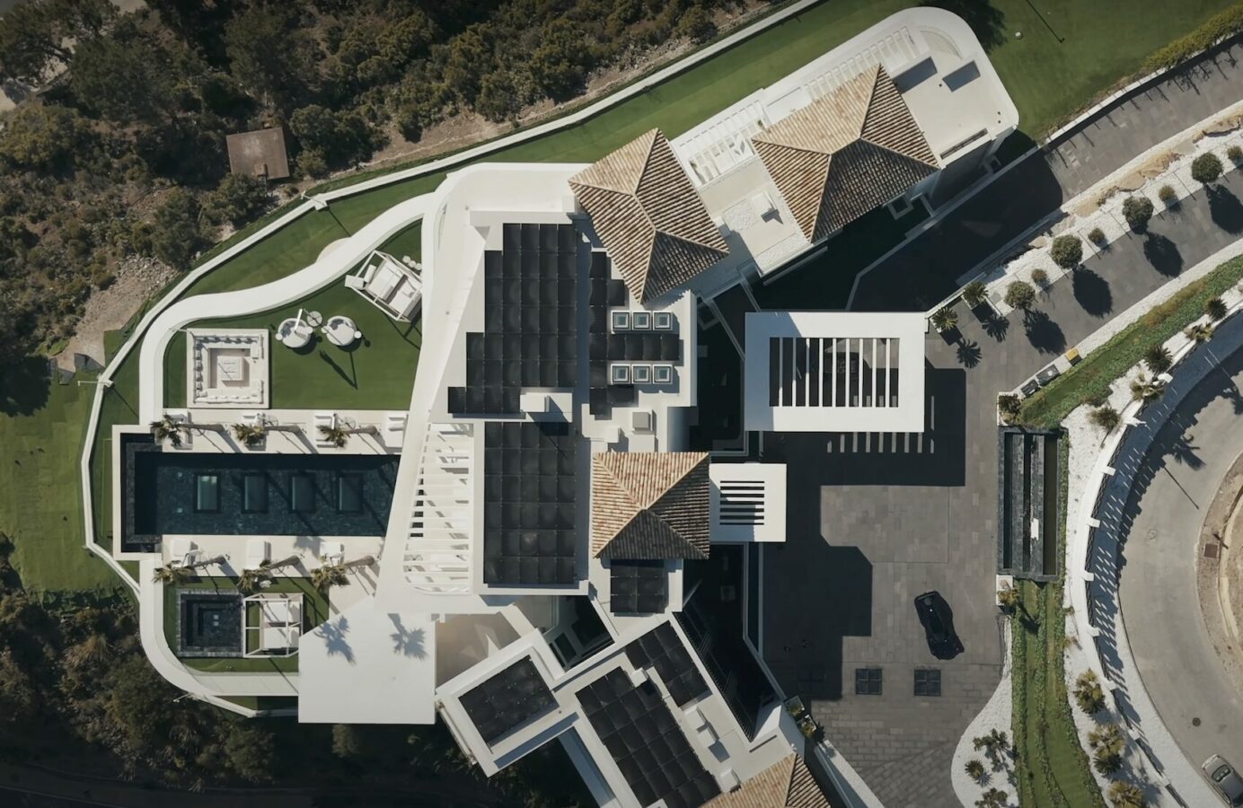 🏰 For Sale – La Zagaleta – Modern 16B Mansion – Sea views 🌟