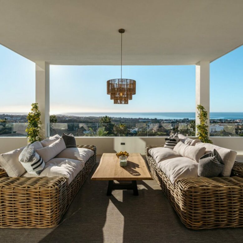 🏡✨ For Sale – Villa with Panoramic Views | Los Flamingos
