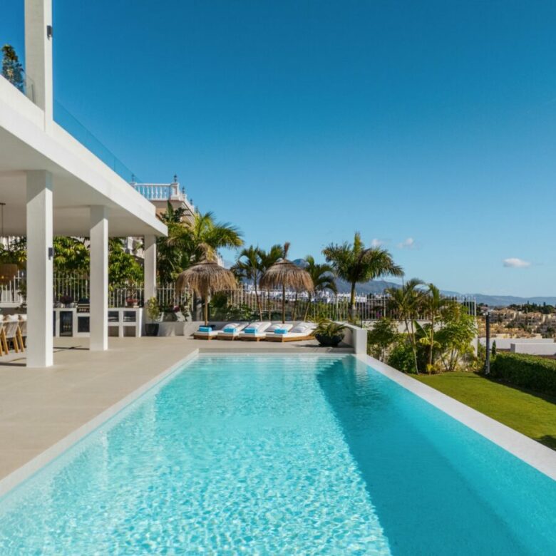 🏡✨ For Sale – Villa with Panoramic Views | Los Flamingos