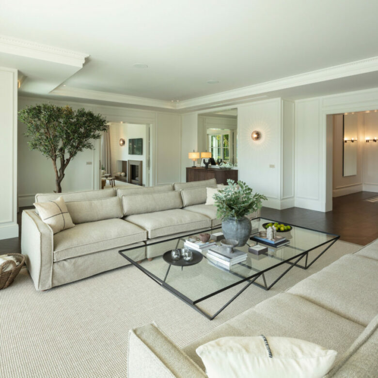 For Sale – Sierra Blanca 🏰 Elegant Villa 📍 Marbella Golden Mile, Marbella