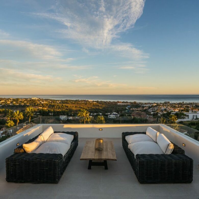 🏡✨ For Sale – Villa with Panoramic Views | Los Flamingos