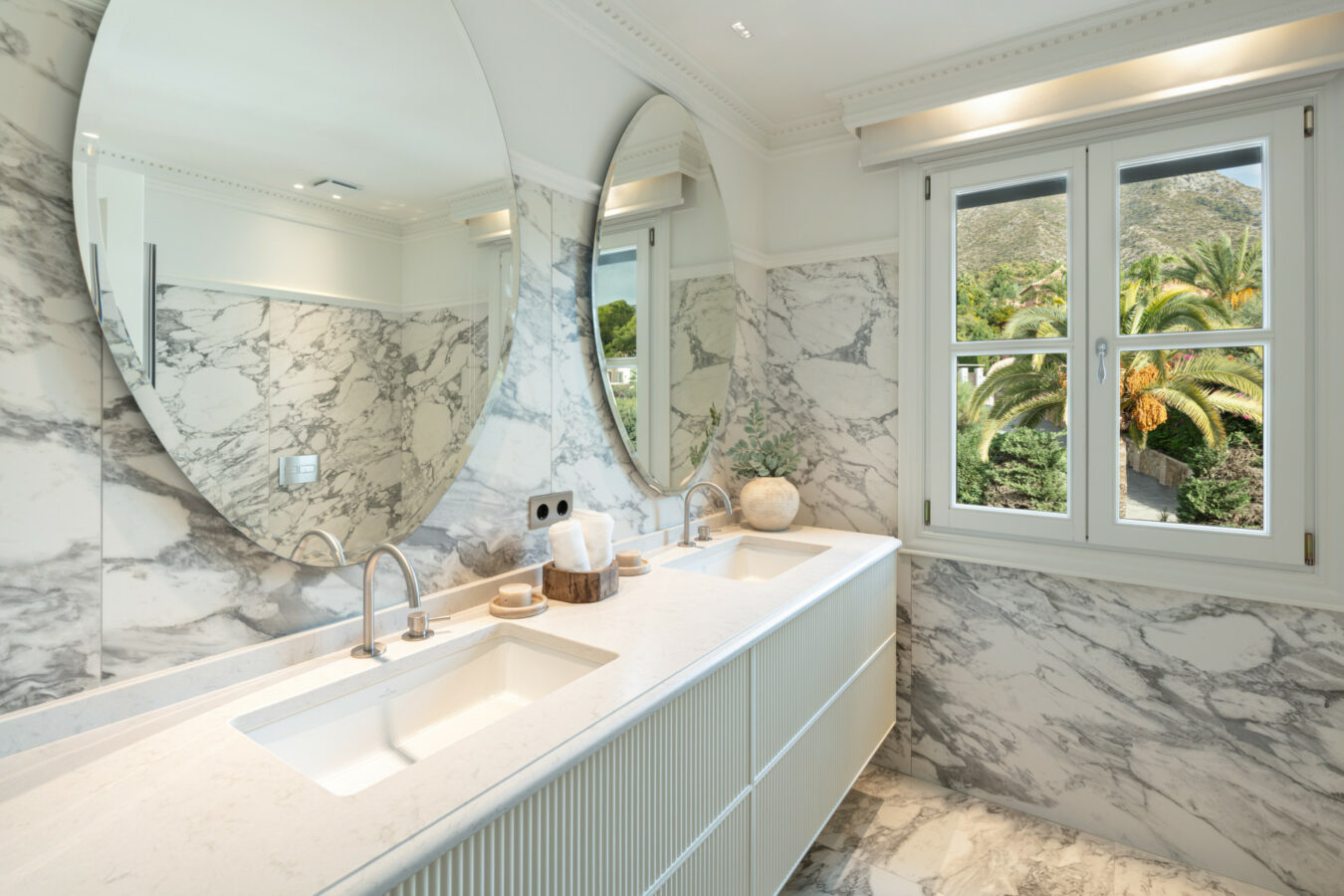 For Sale – Sierra Blanca 🏰 Elegant Villa 📍 Marbella Golden Mile, Marbella