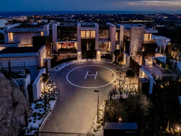 🏡 For Sale | La Quinta 💎 Modern Hilltop Mansion 🏔️🌊 Panoramic Sea Views – Gated