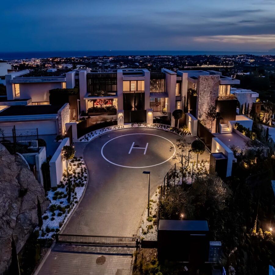 🏡 For Sale | La Quinta 💎 Modern Hilltop Mansion 🏔️🌊 Panoramic Sea Views – Gated