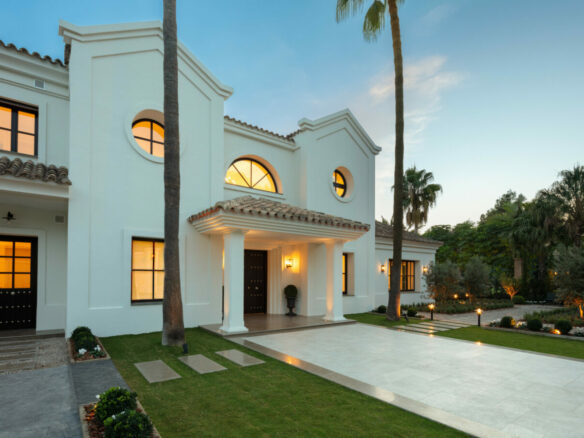 For Sale – Sierra Blanca 🏰 Elegant Villa 📍 Marbella Golden Mile, Marbella