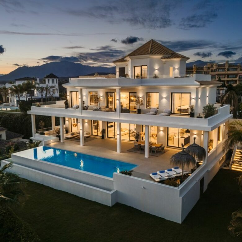 🏡✨ For Sale – Villa with Panoramic Views | Los Flamingos