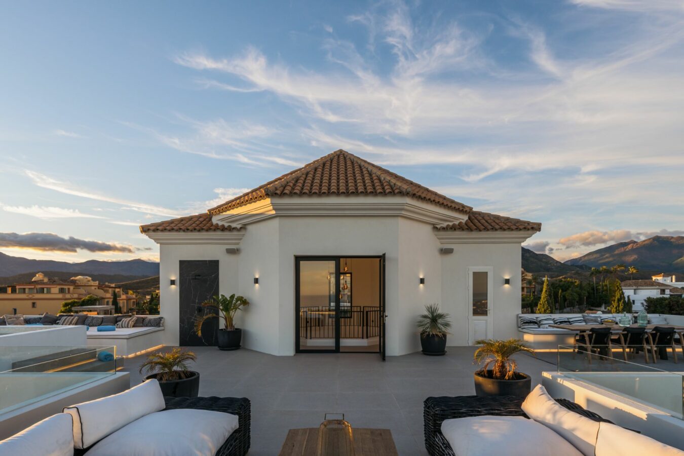 🏡✨ For Sale – Villa with Panoramic Views | Los Flamingos
