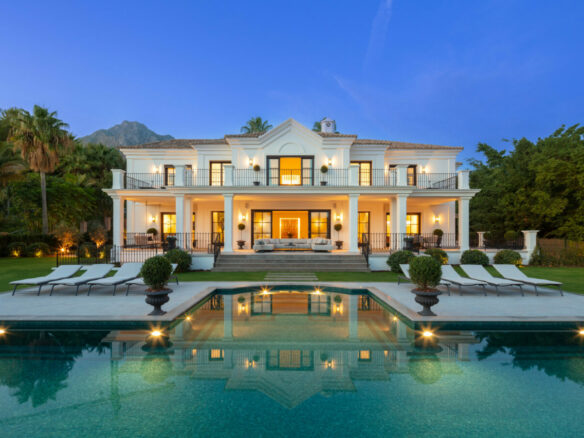 For Sale – Sierra Blanca 🏰 Elegant Villa 📍 Marbella Golden Mile, Marbella