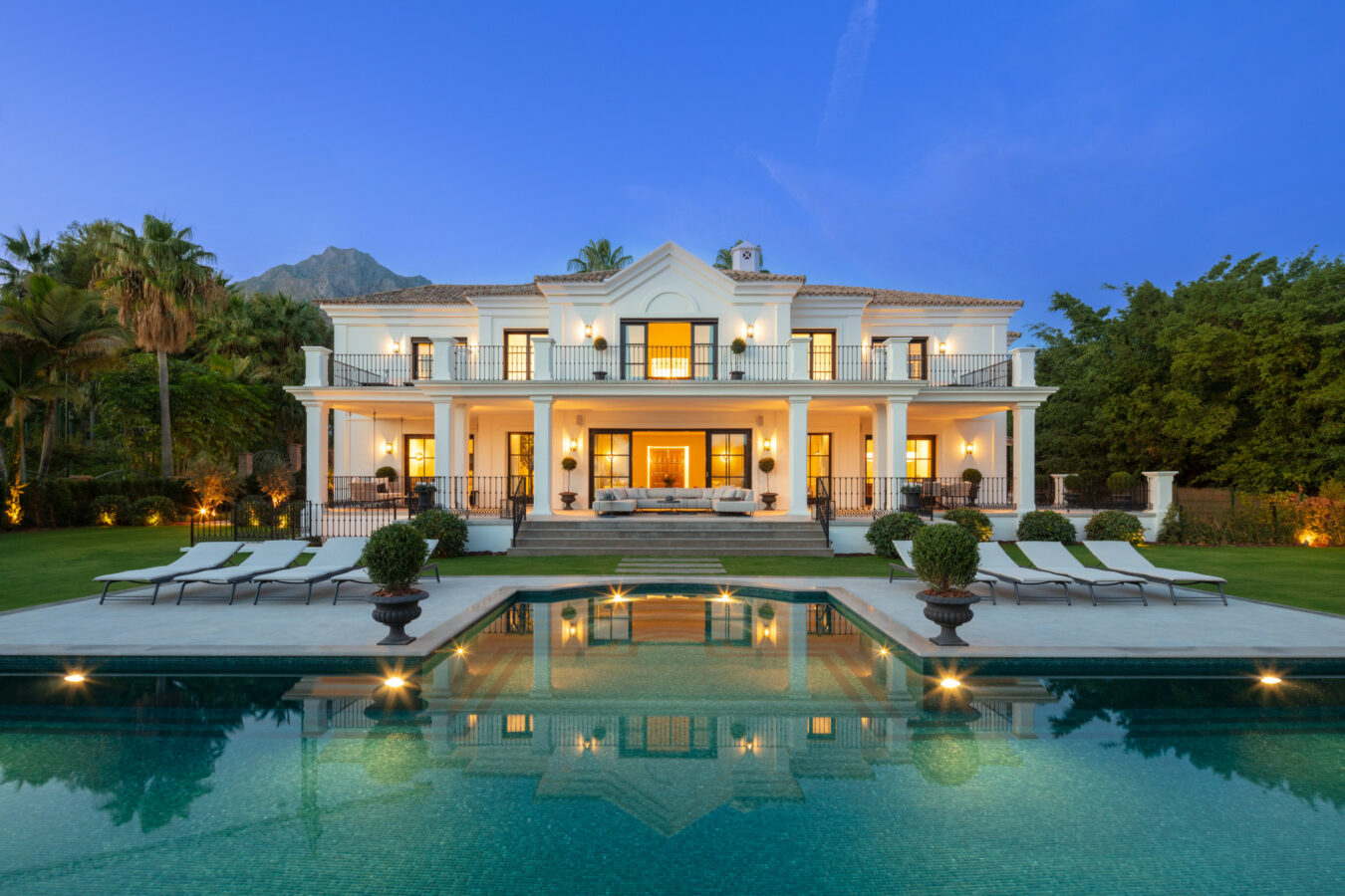 For Sale – Sierra Blanca 🏰 Elegant Villa 📍 Marbella Golden Mile, Marbella
