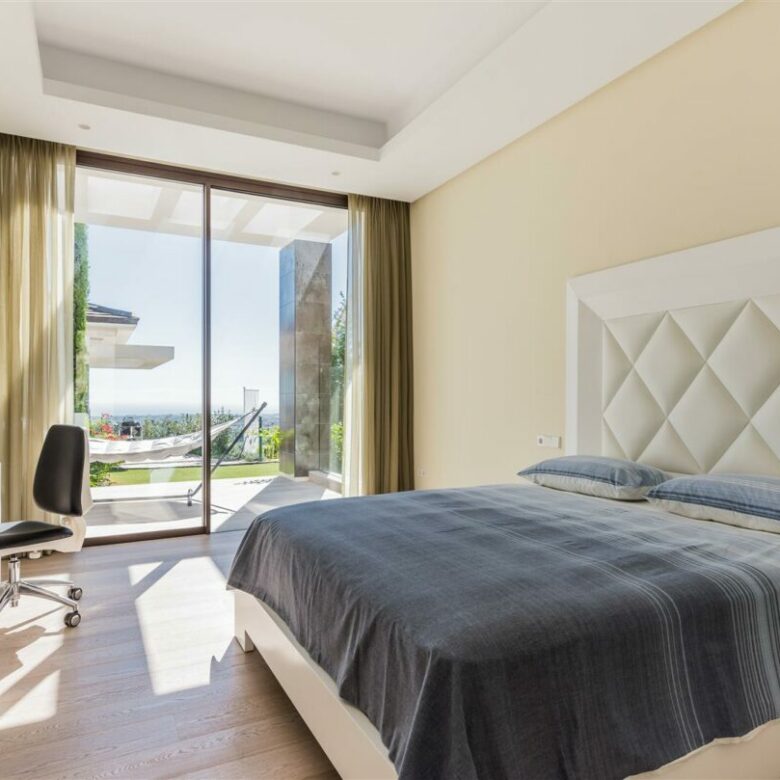 🏡 For Sale | Villa Alcuzcuz – La Reserva de Alcuzcuz, Benahavís – Panoramic Views – Gated