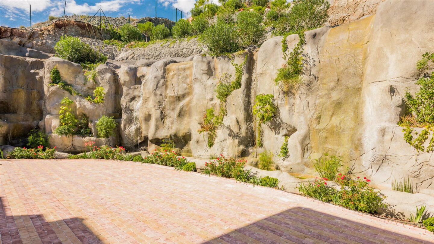 Villa Alcuzcuz-19 🏡 For Sale | Villa Alcuzcuz – La Reserva de Alcuzcuz, Benahavís – Panoramic Views – Gated