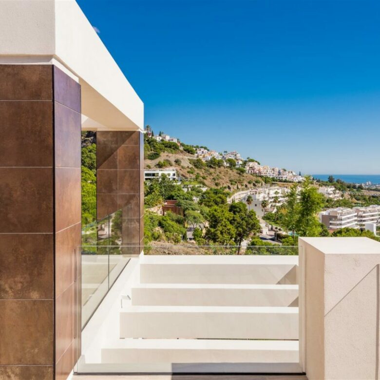 🏡 For Sale | Villa Alcuzcuz – La Reserva de Alcuzcuz, Benahavís – Panoramic Views – Gated