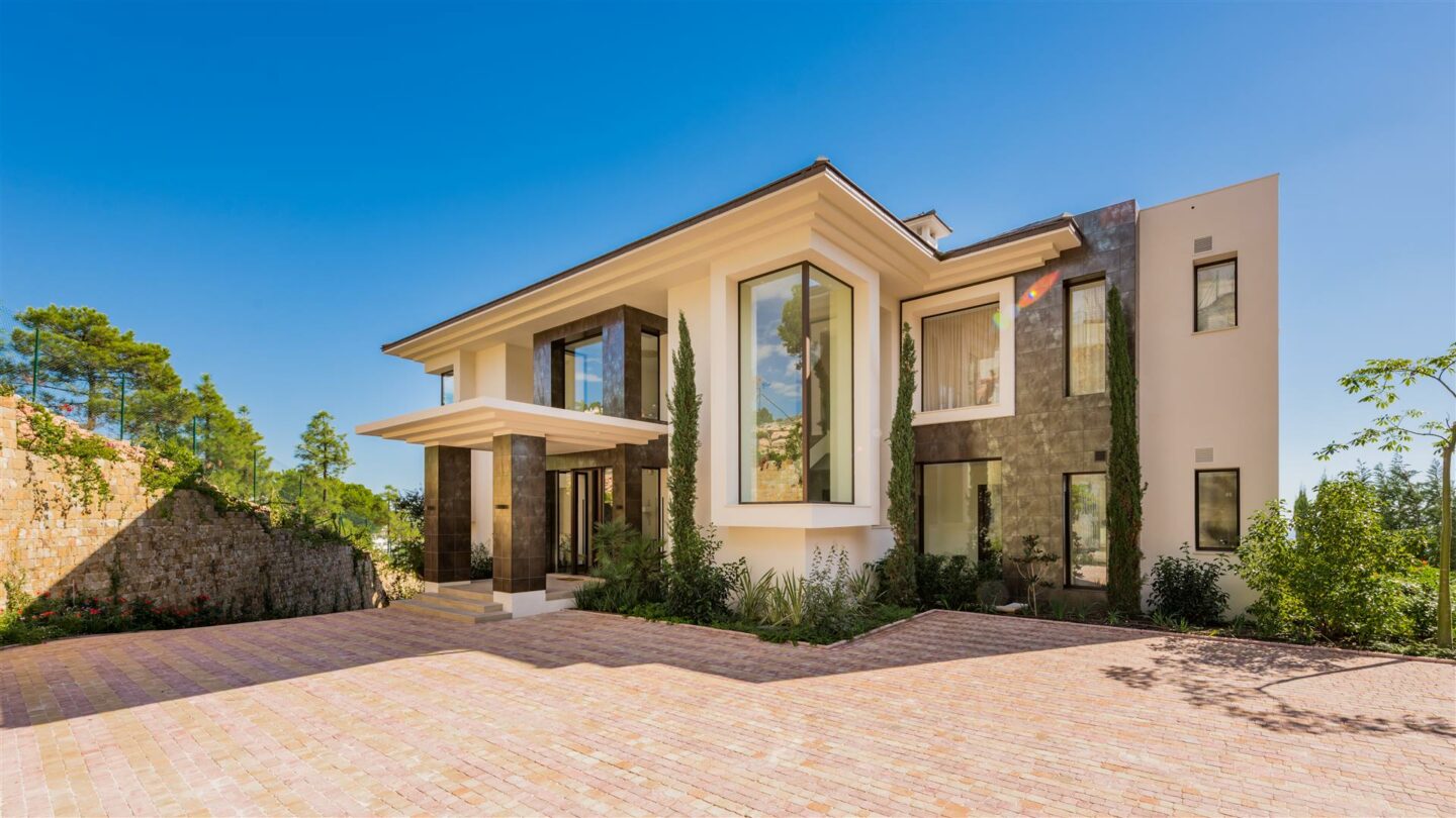 Villa Alcuzcuz-20 🏡 For Sale | Villa Alcuzcuz – La Reserva de Alcuzcuz, Benahavís – Panoramic Views – Gated