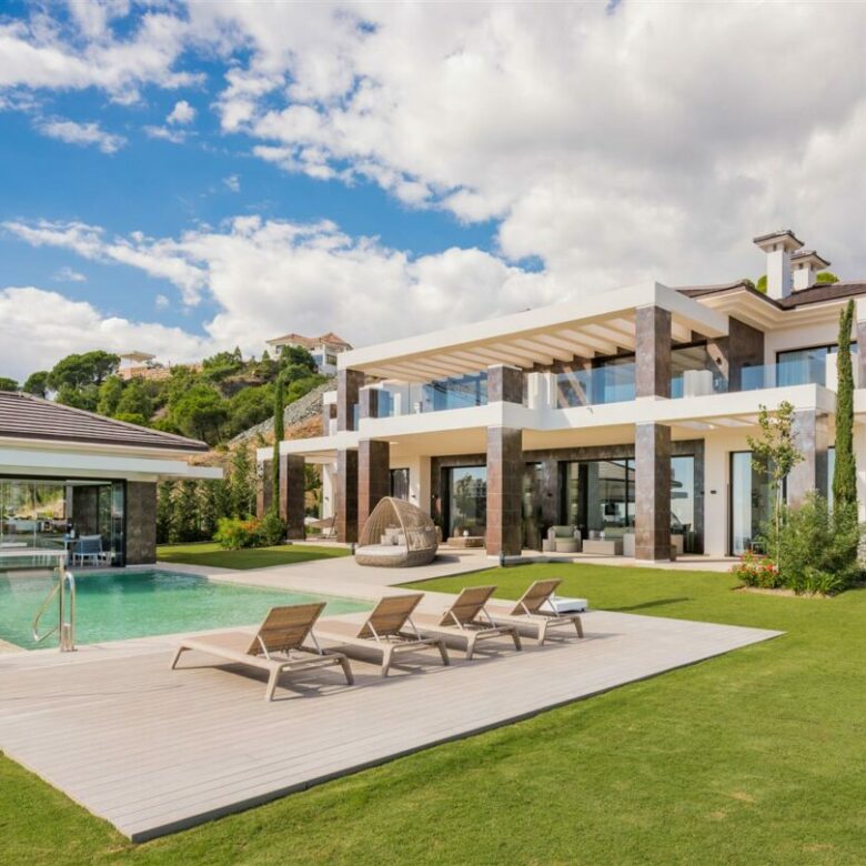 🏡 For Sale | Villa Alcuzcuz – La Reserva de Alcuzcuz, Benahavís – Panoramic Views – Gated