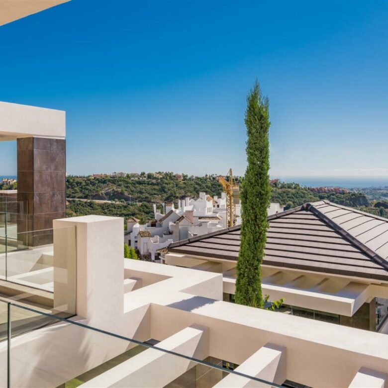 🏡 For Sale | Villa Alcuzcuz – La Reserva de Alcuzcuz, Benahavís – Panoramic Views – Gated