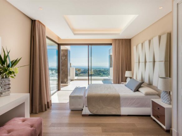 🏡 For Sale | Villa Alcuzcuz – La Reserva de Alcuzcuz, Benahavís – Panoramic Views – Gated