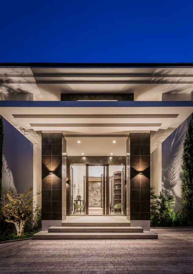Villa Alcuzcuz Night-3 🏡 For Sale | Villa Alcuzcuz – La Reserva de Alcuzcuz, Benahavís – Panoramic Views – Gated