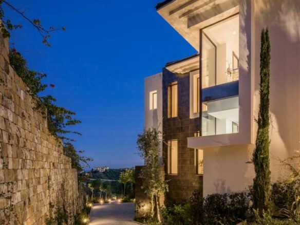 🏡 For Sale | Villa Alcuzcuz – La Reserva de Alcuzcuz, Benahavís – Panoramic Views – Gated