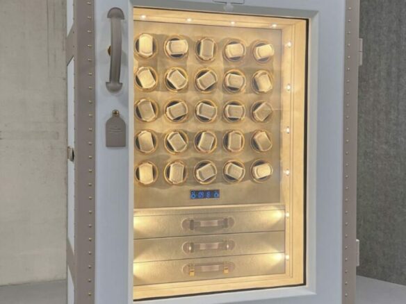 For sale 🔐 High-Security Luxury Safes – Vaults – Handcrafted in Germany