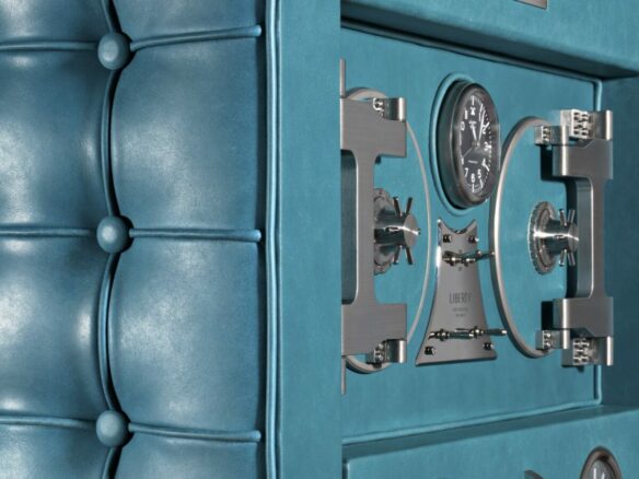 For sale 🔐 High-Security Luxury Safes – Vaults – Handcrafted in Germany